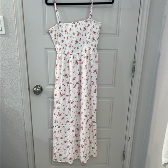 Hollister Dresses & Skirts - Hollister Floral White and Pink Maxi Dress Medium